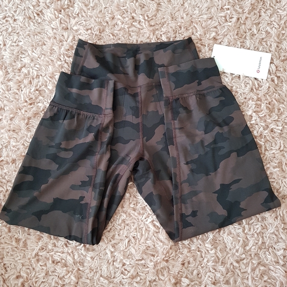 Lululemon align jogger crop 23"  Sz4 - Picture 8 of 9